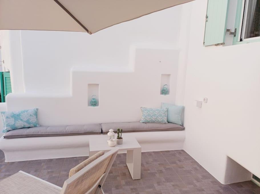 The Minty Door Boutique House Vila Náousa Exterior foto